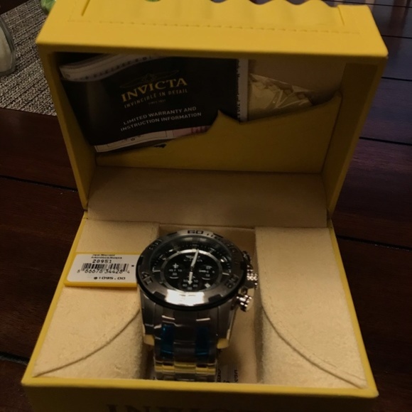 Invicta Watch - Picture 2 of 5